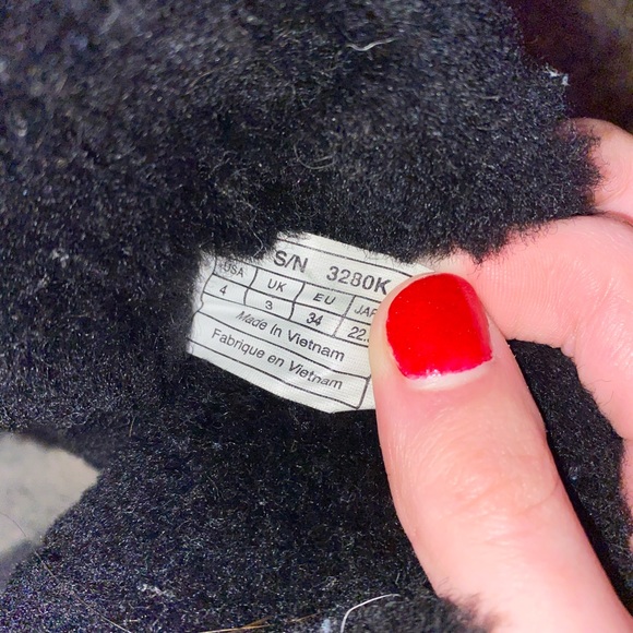 UGG Women’s Bailey Bow II Boots - Picture 4 of 4